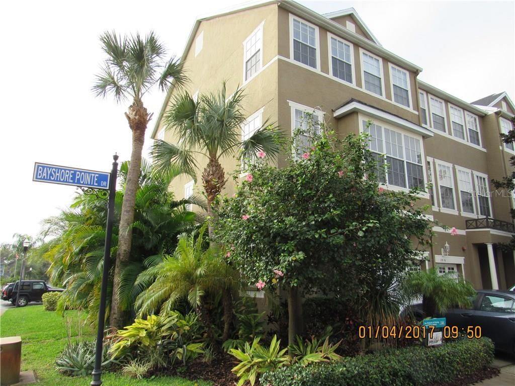 2914 Bayshore Pointe Drive, Tampa, FL 33611 Photo