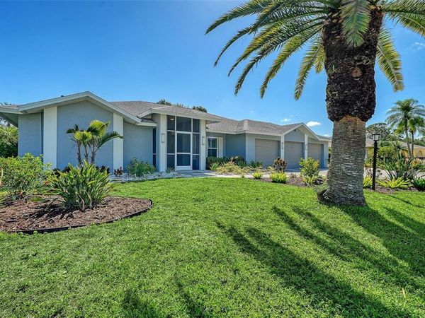 6988 COUNTRY LAKES CIRCLE , SARASOTA, FL 34243