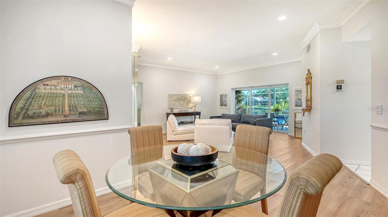 6988 Country Lakes Circle, Sarasota, FL 34243 Photo