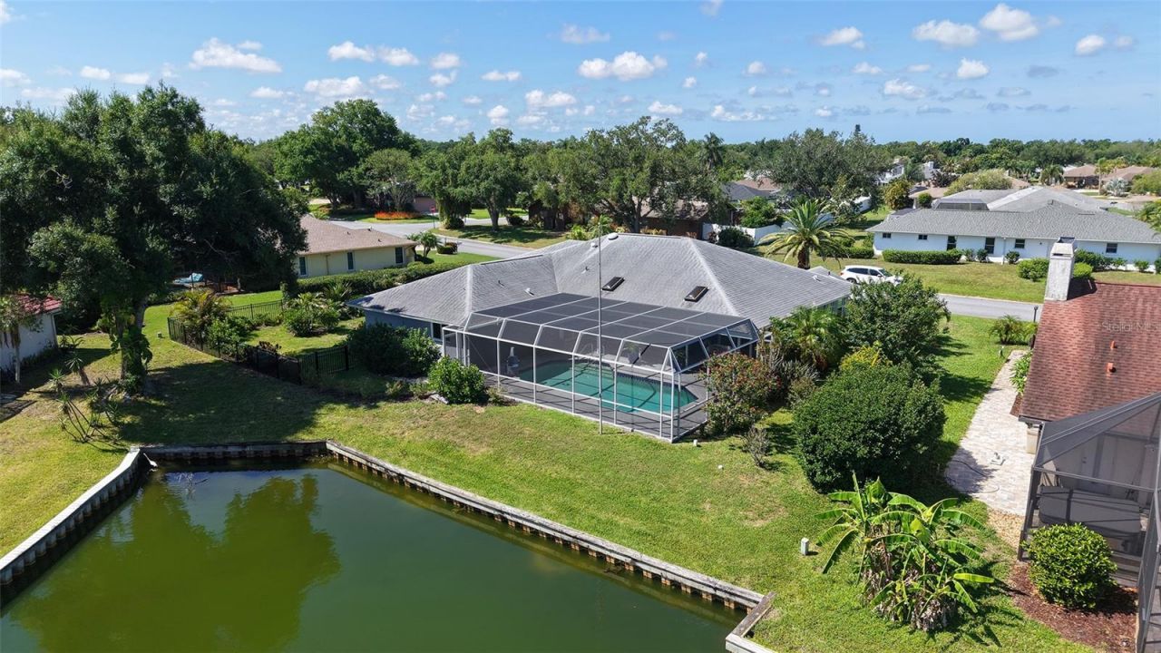 6988 Country Lakes Circle, Sarasota, FL 34243 Photo