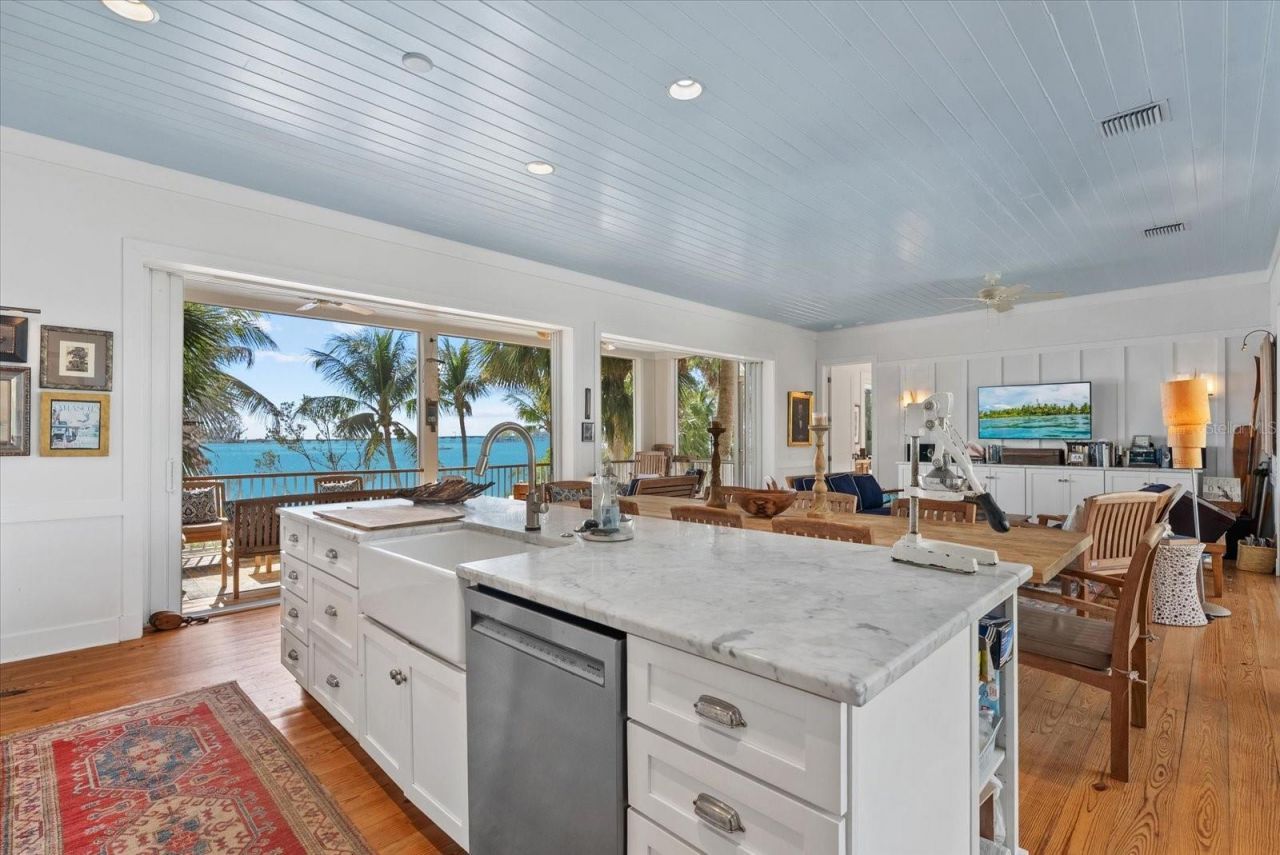 7143 La Lenaire Drive, Longboat Key, FL 34228 Photo