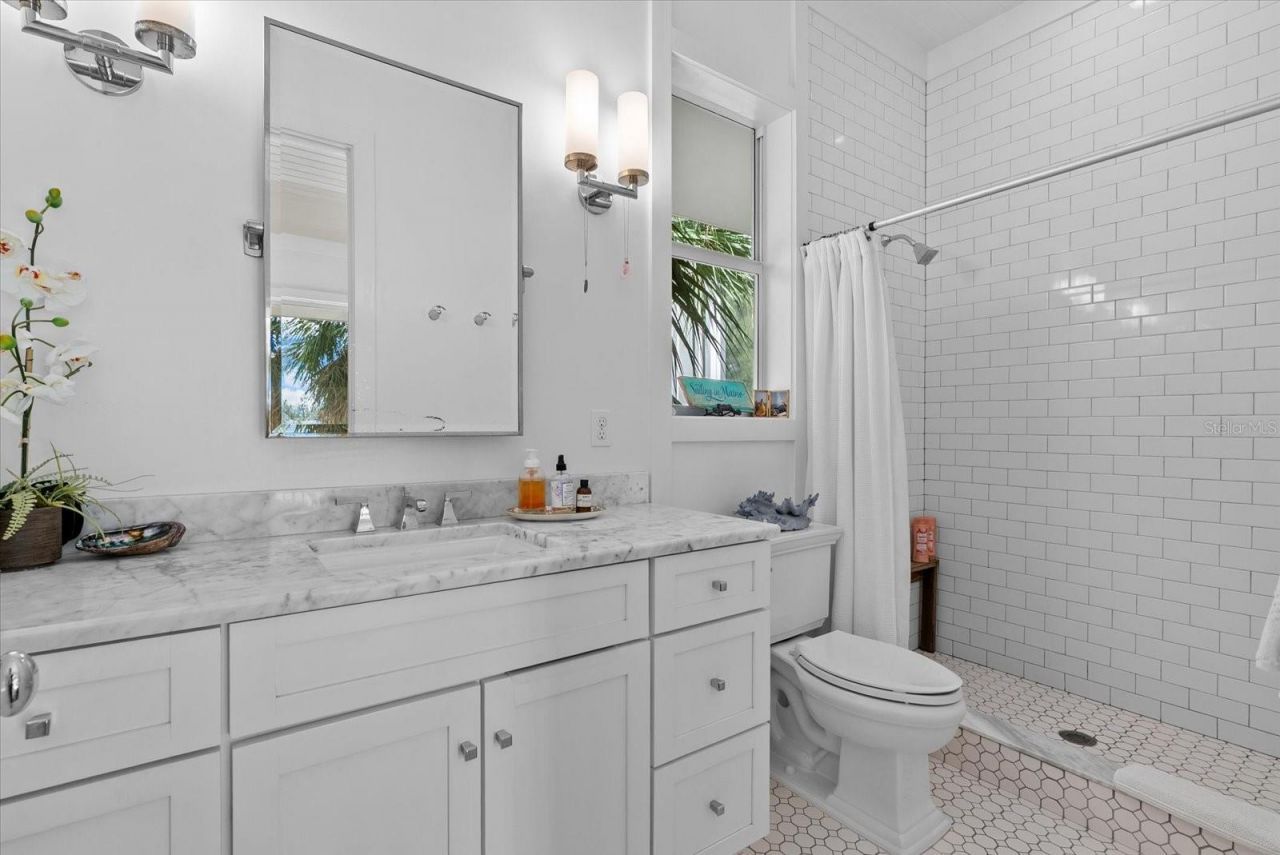 7143 La Lenaire Drive, Longboat Key, FL 34228 Photo