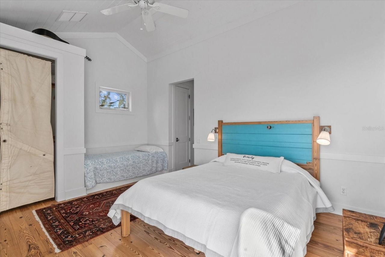 7143 La Lenaire Drive, Longboat Key, FL 34228 Photo