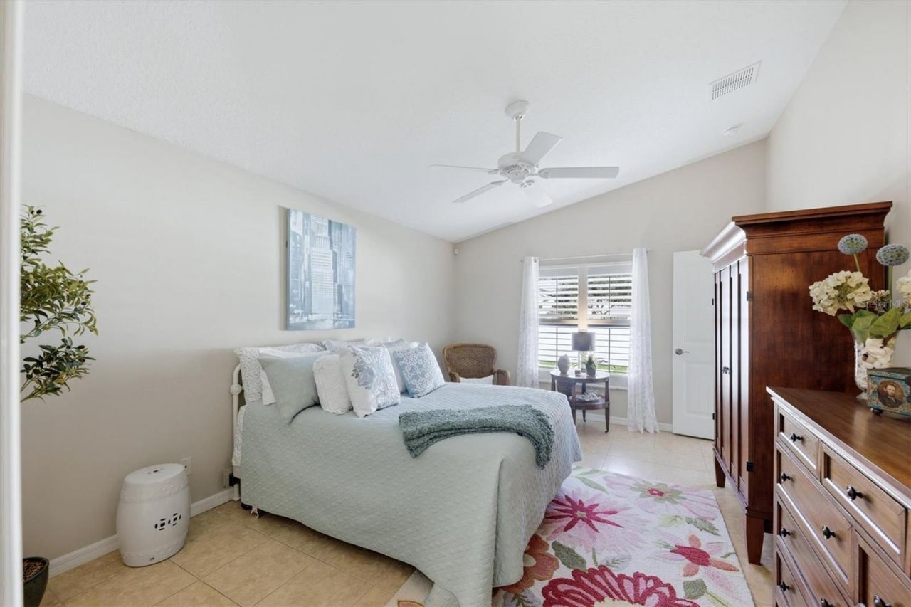 7106 35th Street E, Sarasota, FL 34243 Photo