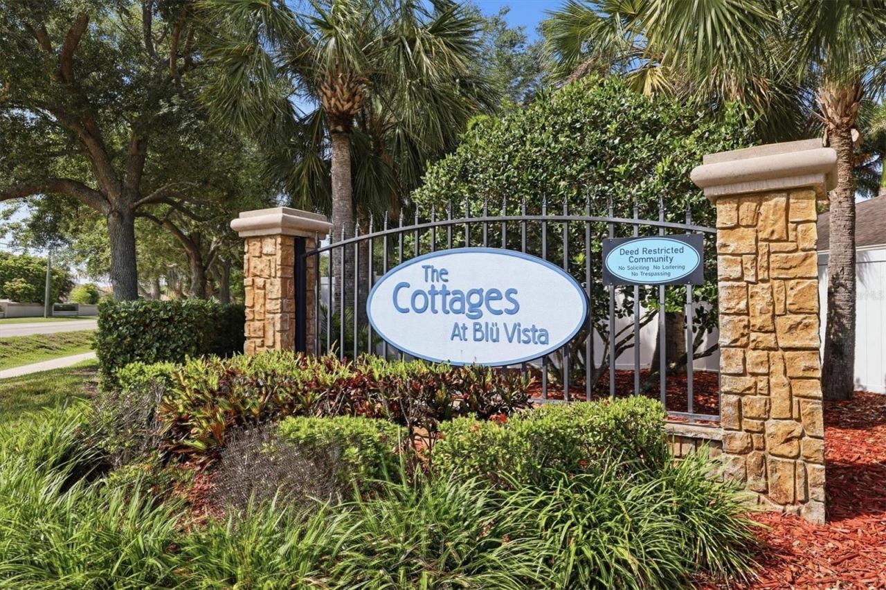 7106 35th Street E, Sarasota, FL 34243 Photo