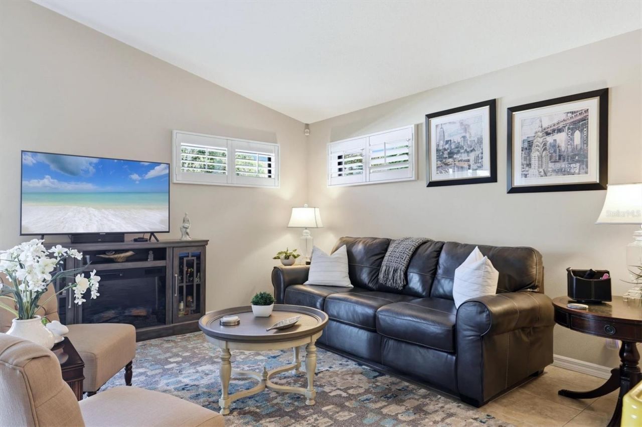 7106 35th Street E, Sarasota, FL 34243 Photo