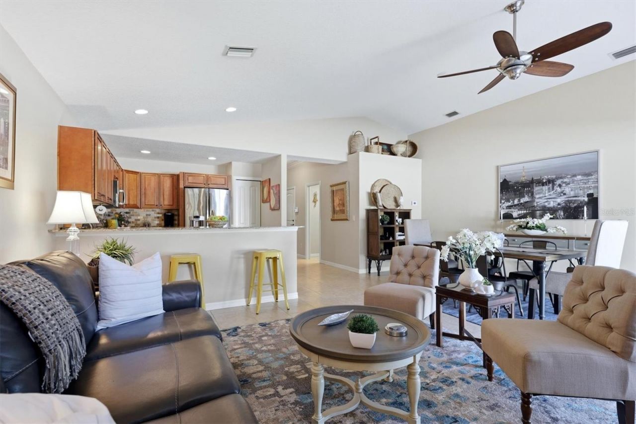 7106 35th Street E, Sarasota, FL 34243 Photo