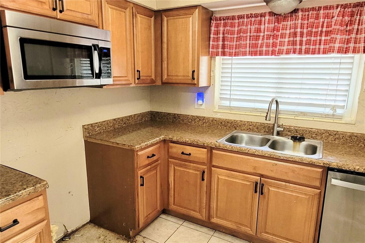 2928 Betty Drive, Sarasota, FL 34232 Photo