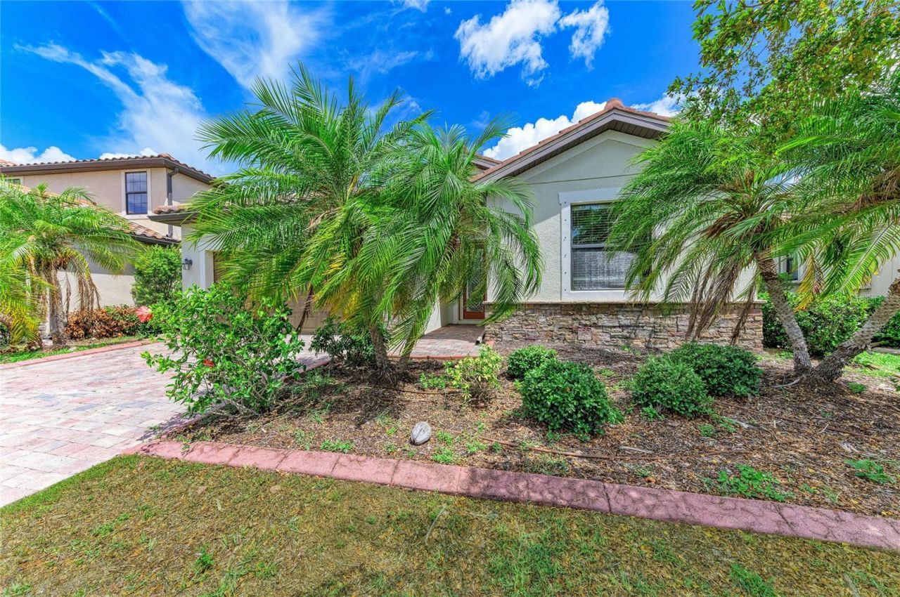 12736 Richezza Drive, Venice, FL 34293 Photo