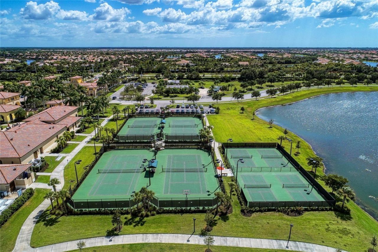 12736 Richezza Drive , Venice, FL 34293 Photo