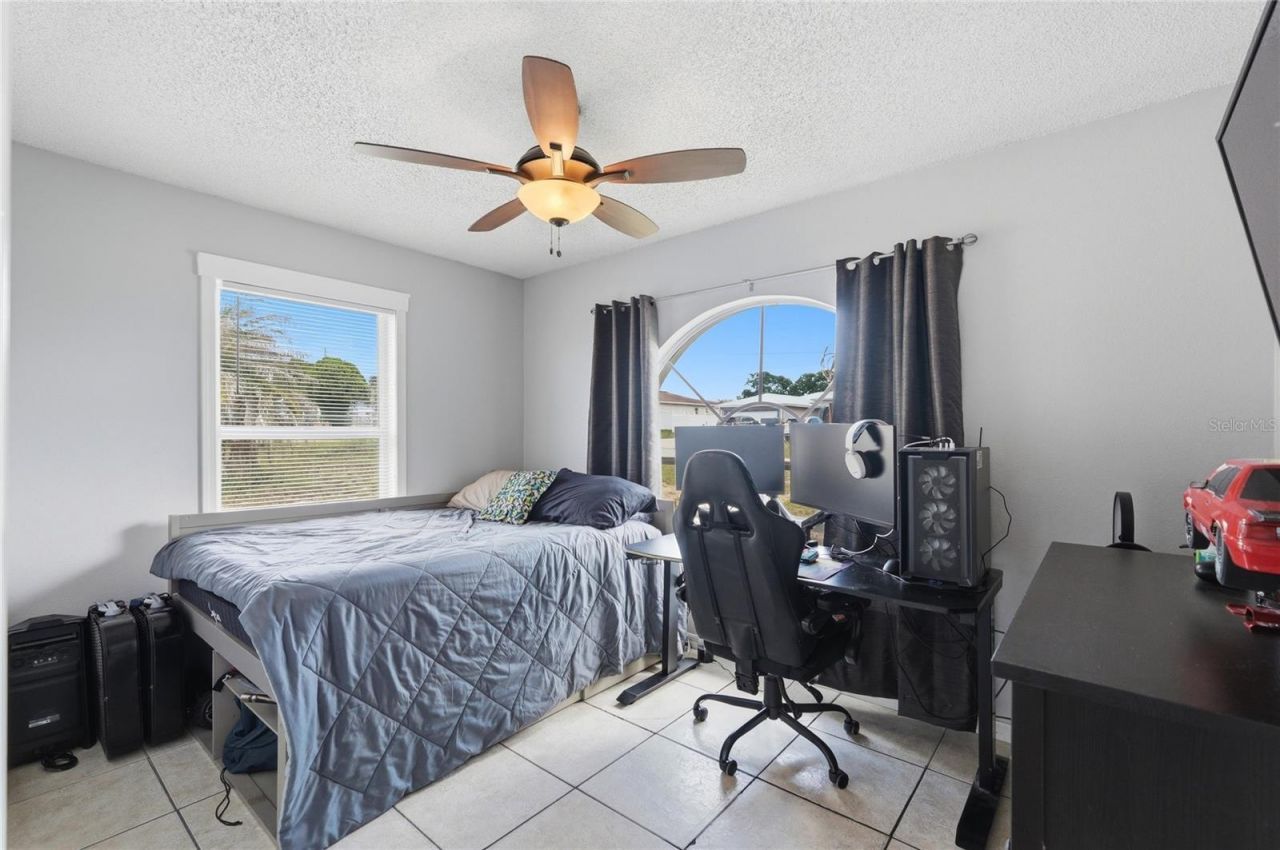 6005 Lake Ruth Drive W, Dundee, FL 33838 Photo