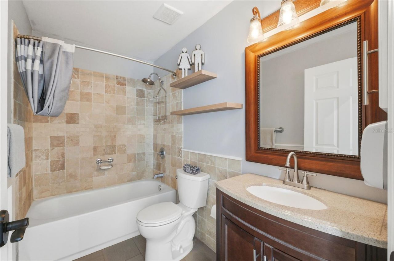 6005 Lake Ruth Drive W, Dundee, FL 33838 Photo