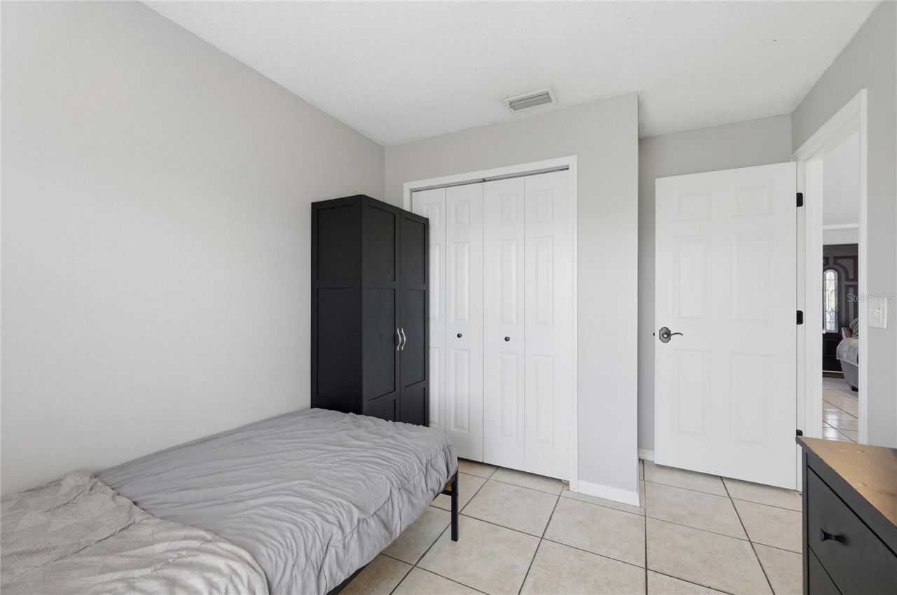 6005 Lake Ruth Drive W, Dundee, FL 33838 Photo