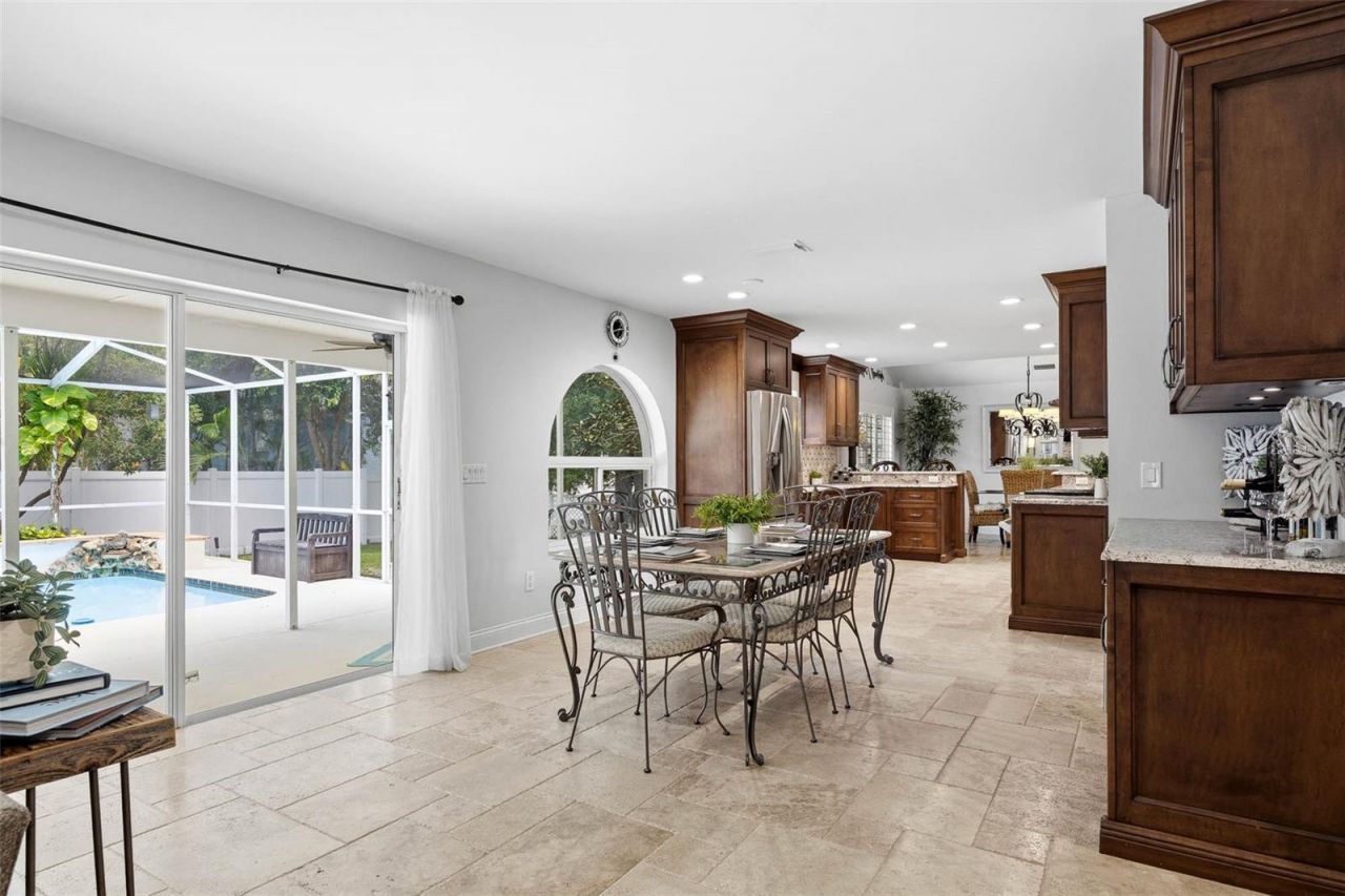 9149 Maple Ct, Seminole, FL 33777 Photo