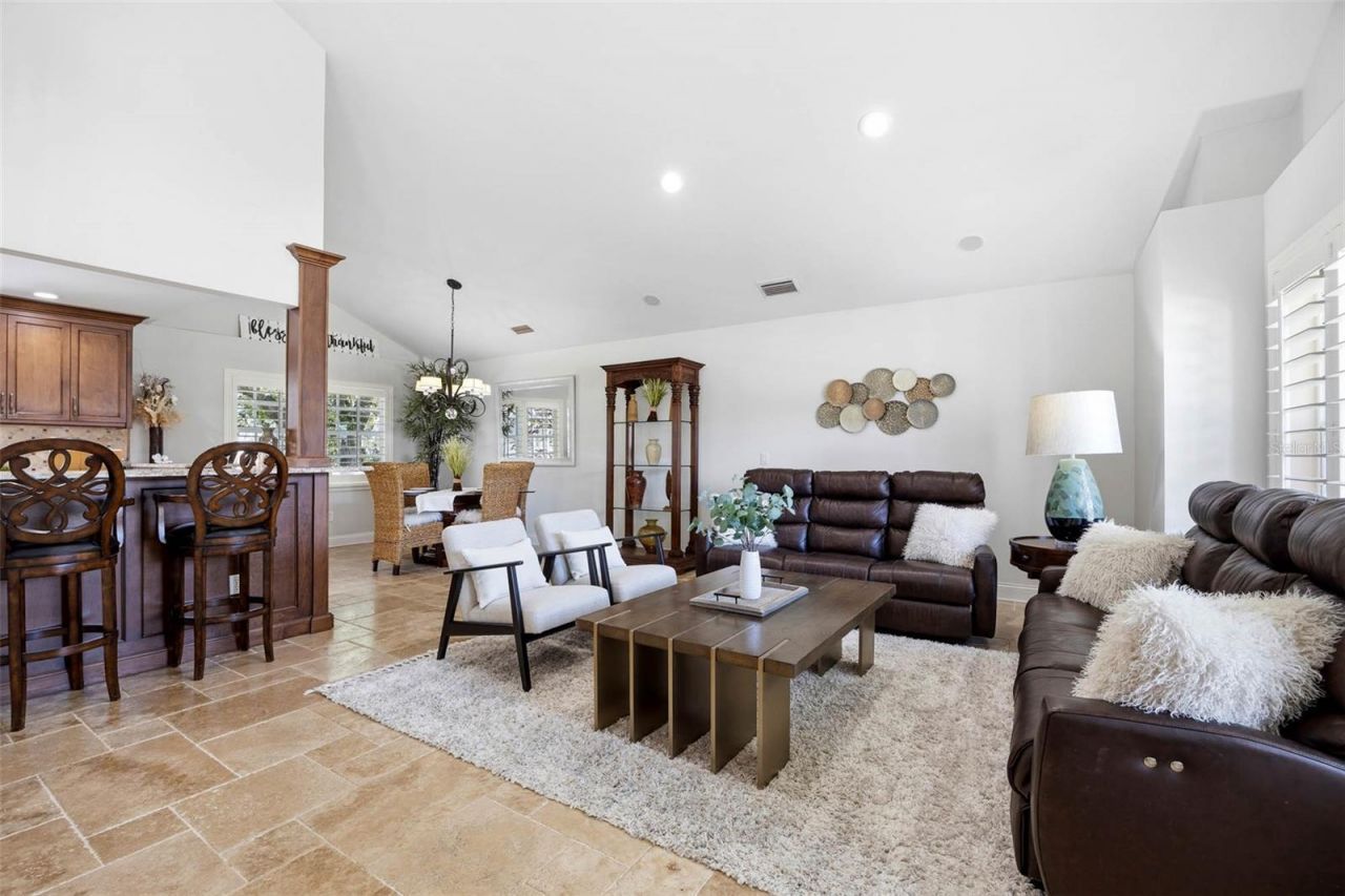 9149 Maple Ct, Seminole, FL 33777 Photo