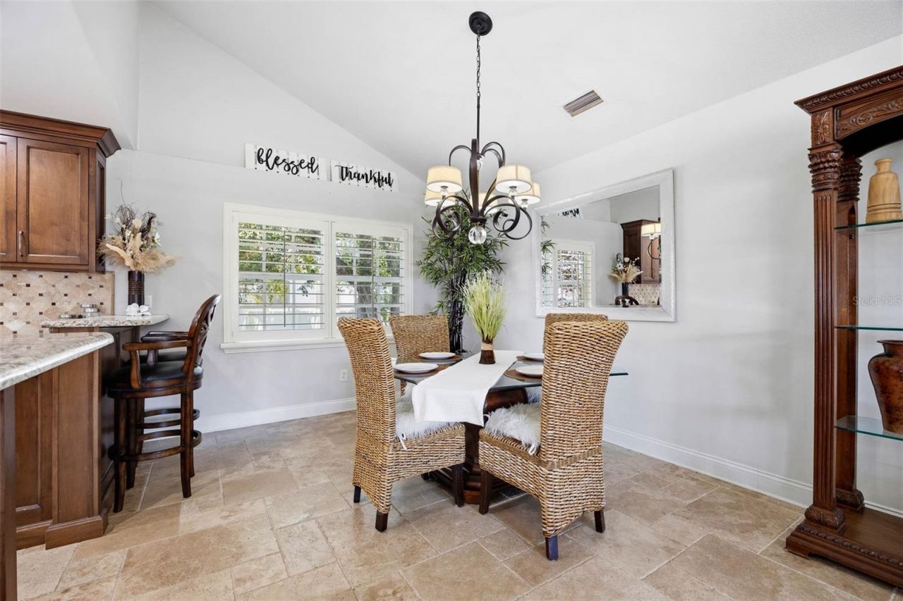 9149 Maple Ct, Seminole, FL 33777 Photo