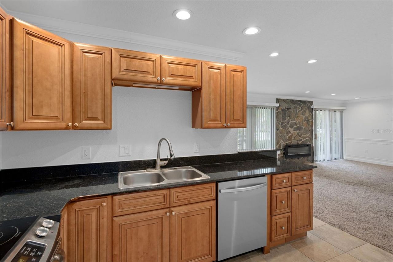 2220 Bahia Vista Street, Unit G4, Sarasota, FL 34239 Photo