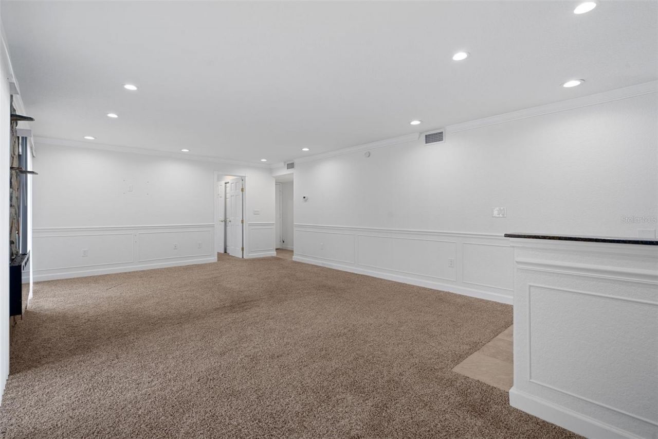 2220 Bahia Vista Street, Unit G4, Sarasota, FL 34239 Photo