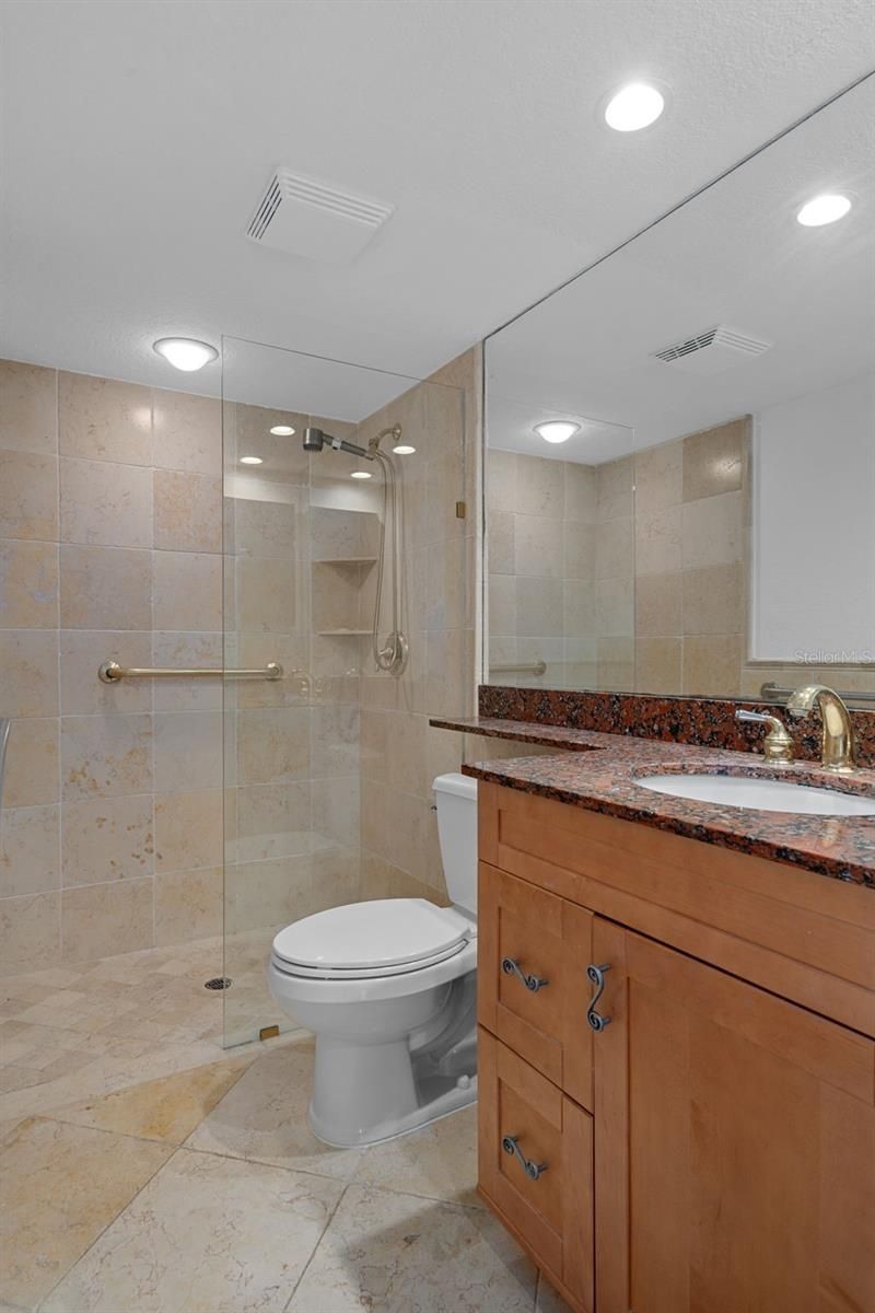2220 Bahia Vista Street, Unit G4, Sarasota, FL 34239 Photo