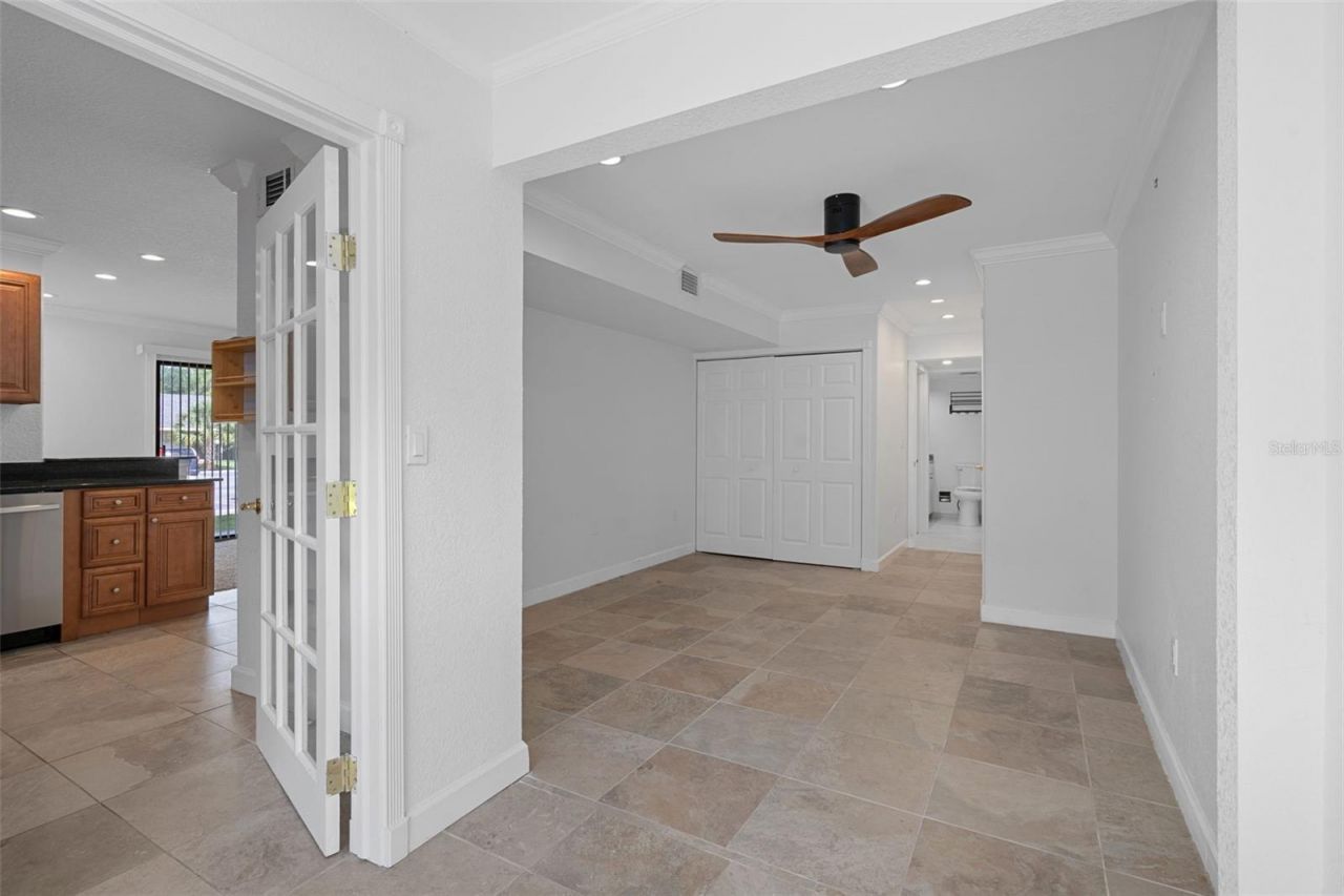 2220 Bahia Vista Street, Unit G4, Sarasota, FL 34239 Photo