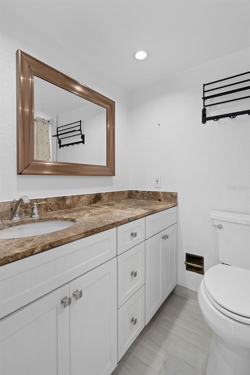 2220 Bahia Vista Street, Unit G4, Sarasota, FL 34239 Photo