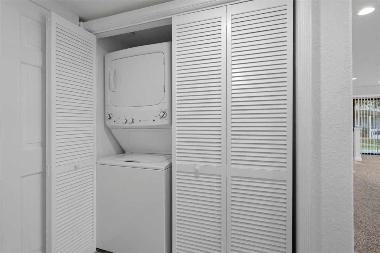 2220 Bahia Vista Street, Unit G4, Sarasota, FL 34239 Photo