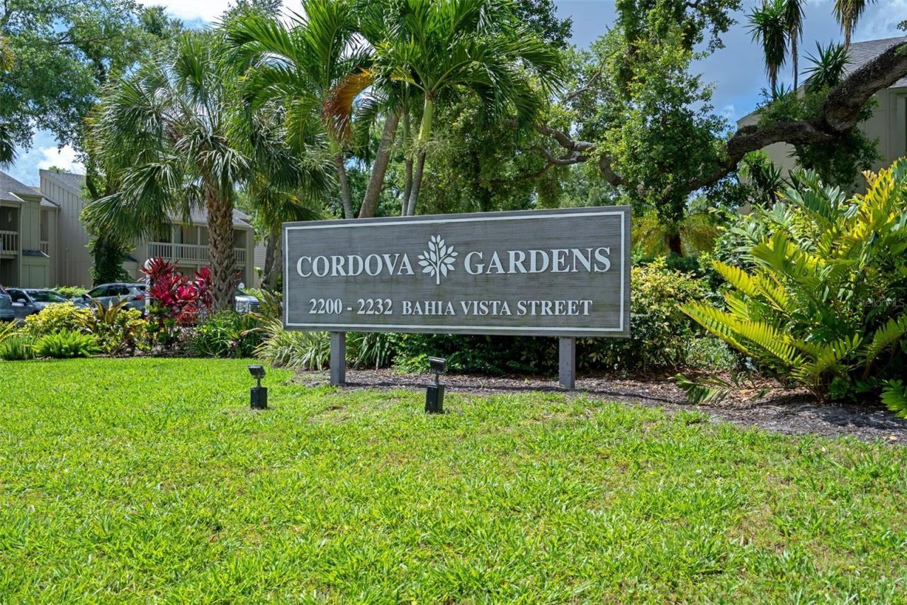 2220 Bahia Vista Street, Unit G4, Sarasota, FL 34239 Photo