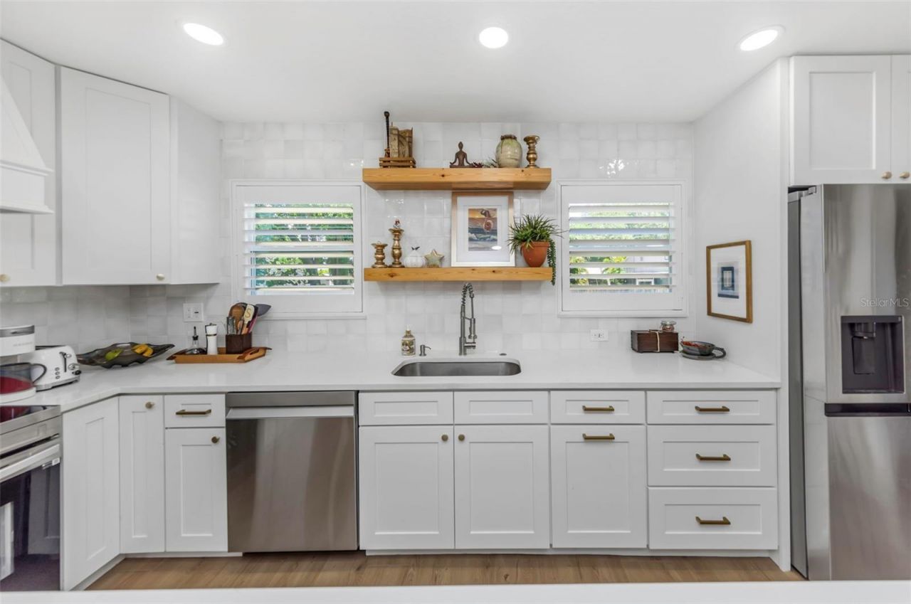 710 31st Avenue N, Saint Petersburg, FL 33704 Photo