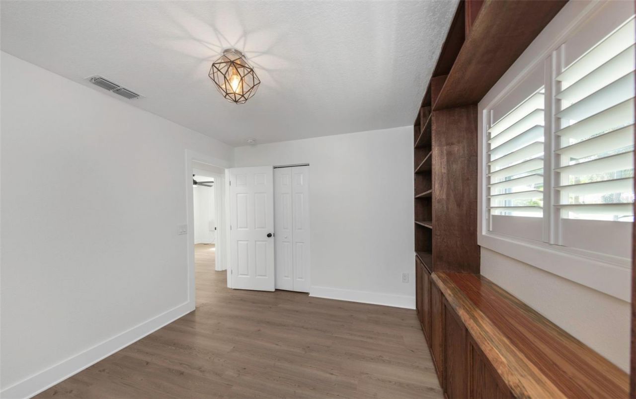 710 31st Avenue N, Saint Petersburg, FL 33704 Photo