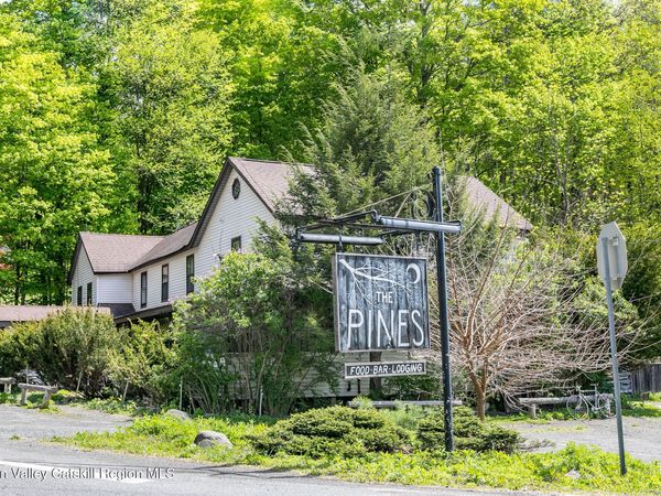 5327 New York 212, Mount Tremper, NY 12457