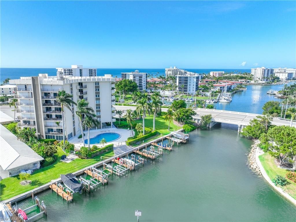 2100 Gulf Shore Blvd N, Unit 212, Naples, FL 34102 Photo