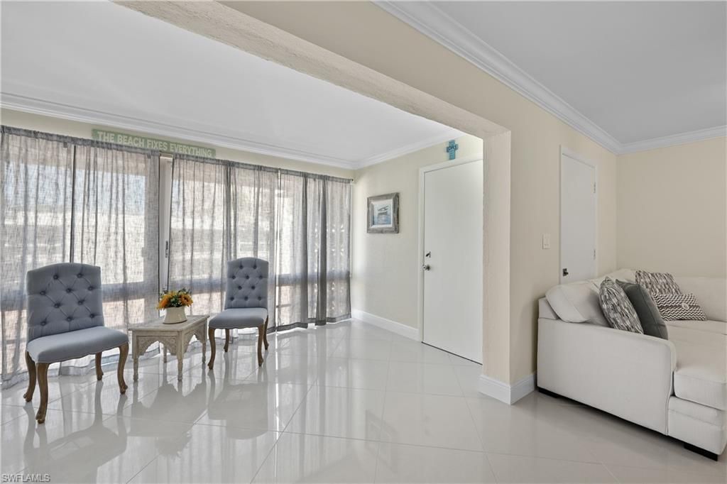 2100 Gulf Shore Blvd N, Unit 212, Naples, FL 34102 Photo