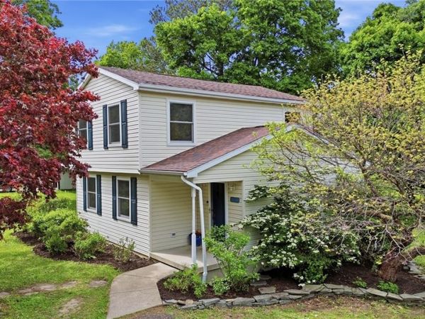 3330 E Pleasant Drive , Hamburg, NY 14075