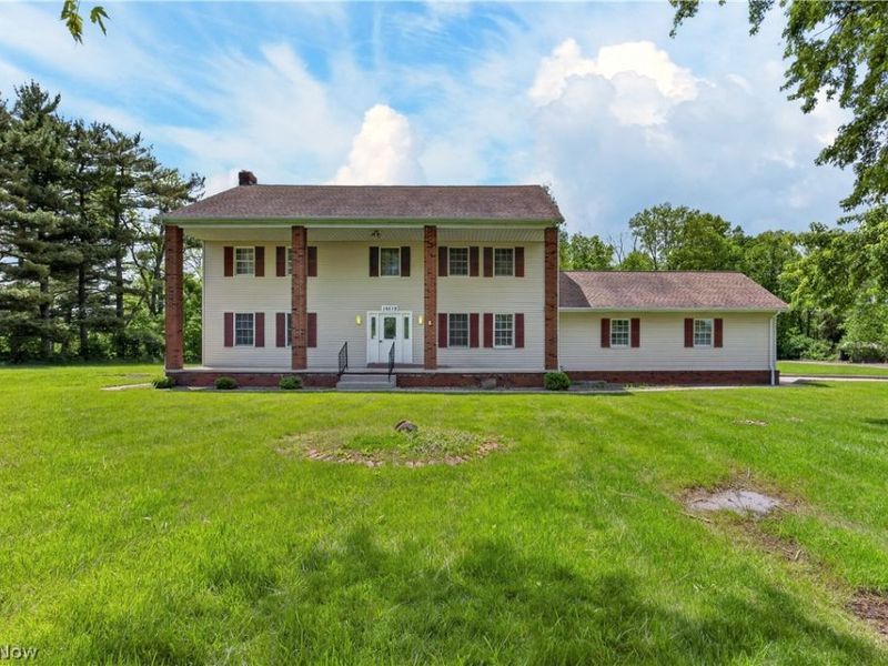 16519 Albion Road , Strongsville, OH 44136 Photo 3