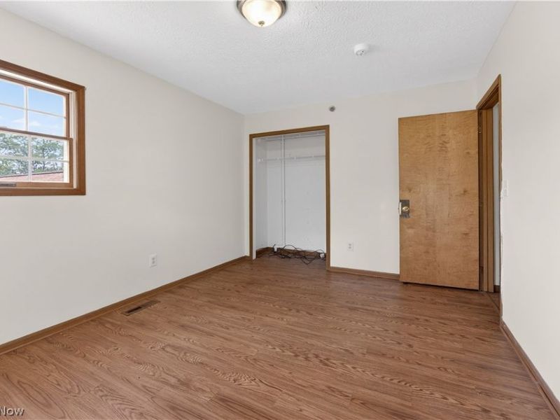 16519 Albion Road , Strongsville, OH 44136 Photo 37