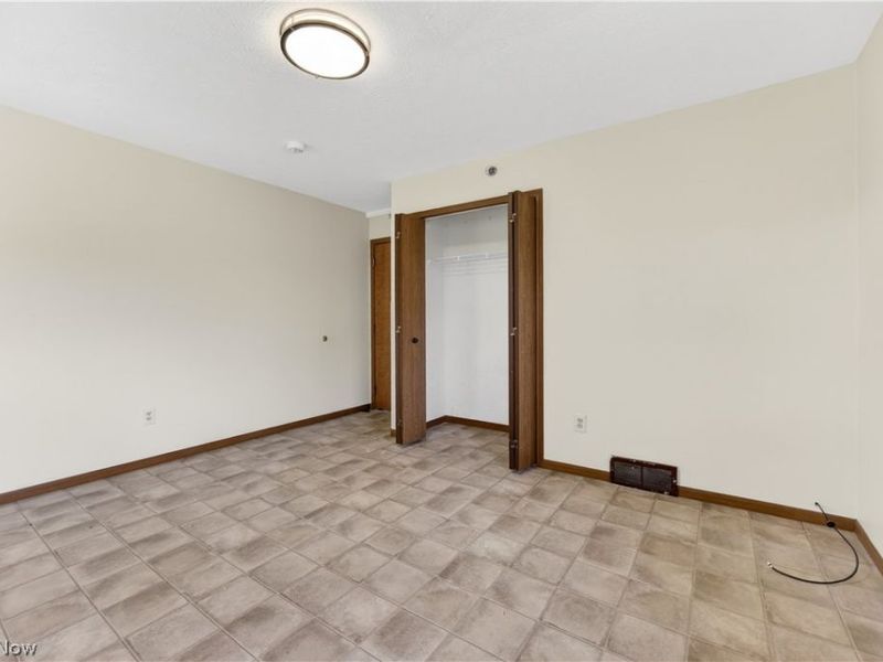 16519 Albion Road , Strongsville, OH 44136 Photo 39
