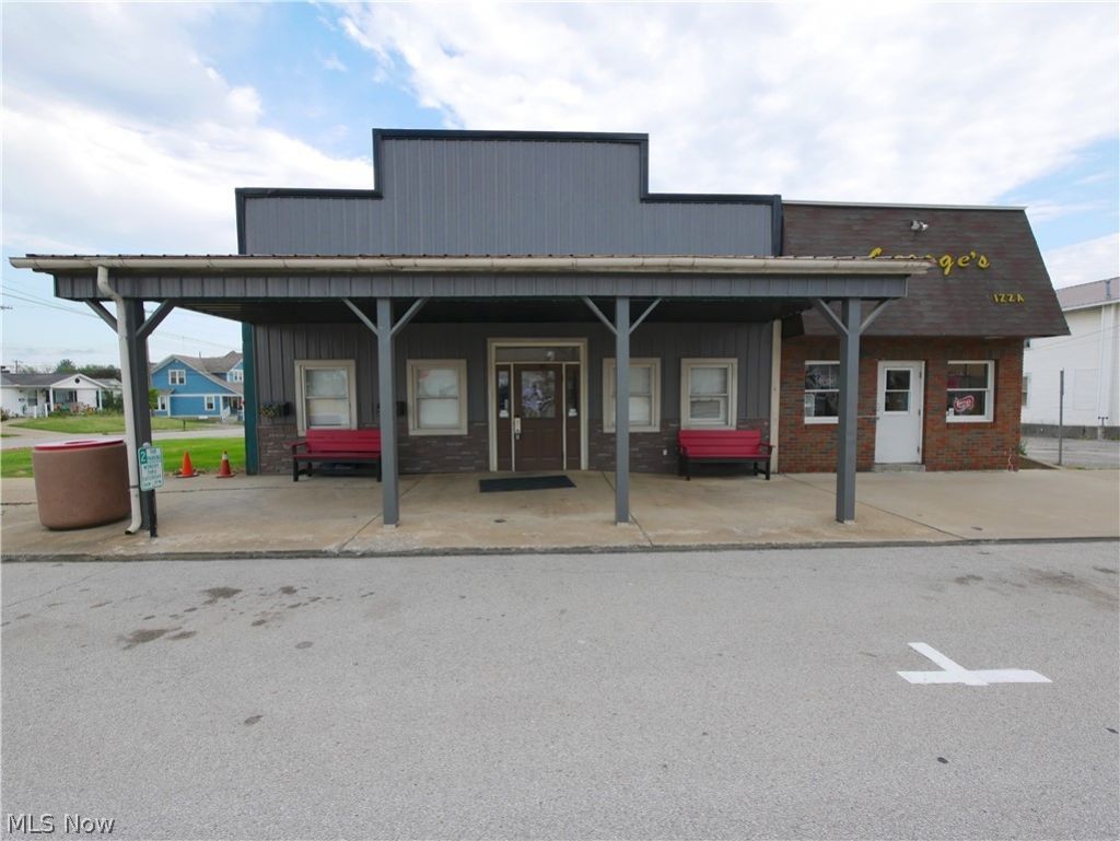 206 South main Street , Woodsfield, OH 43793