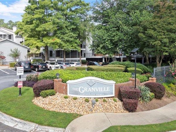 416 Granville Court , Sandy Springs, GA 30328