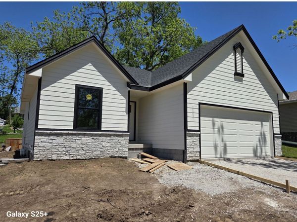 111 Elm Street, De Soto, IA 50069