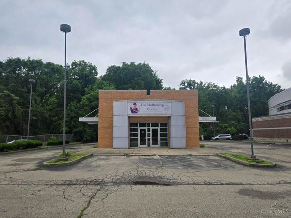 4365 Reading Road, Cincinnati, OH 45229