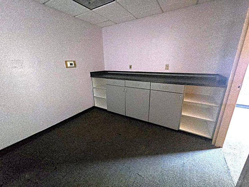 4365 Reading Road, Cincinnati, OH 45229 Photo 6