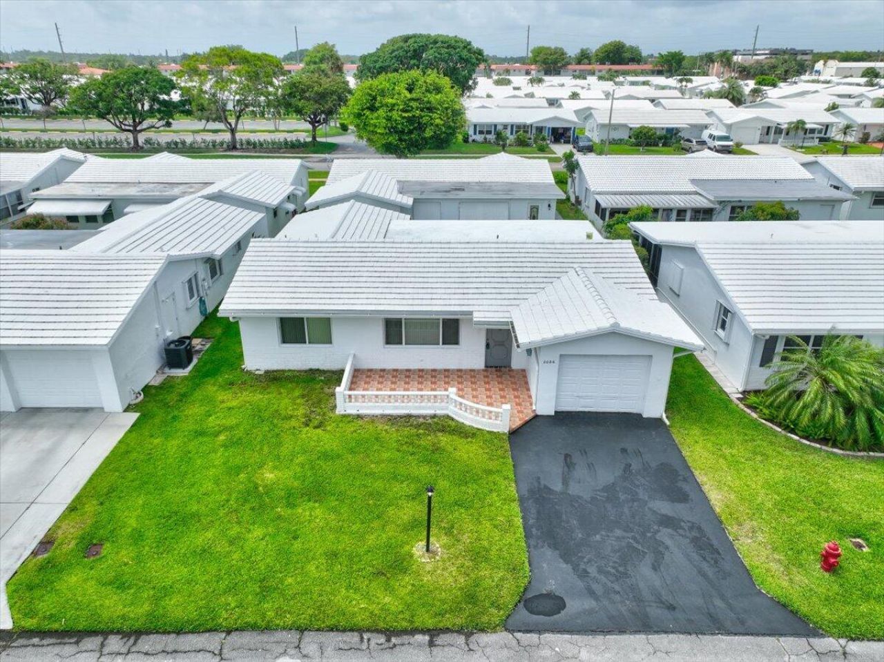 2086 SW 12th Avenue, Boynton Beach, FL 33426 Photo
