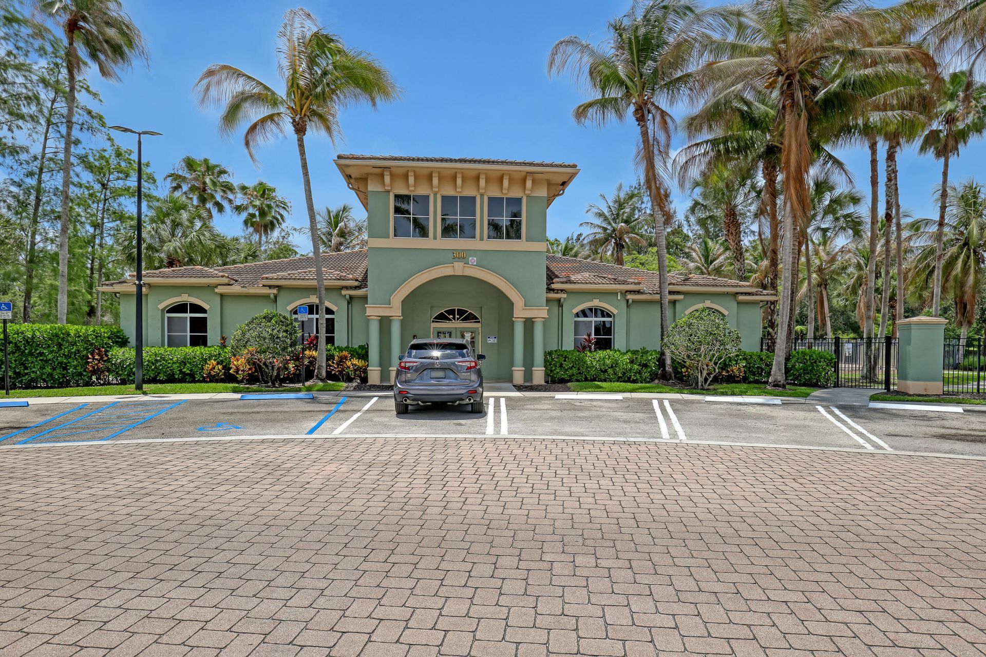 340 Crestwood Circle, Unit 302, Royal Palm Beach, FL 33411 Photo