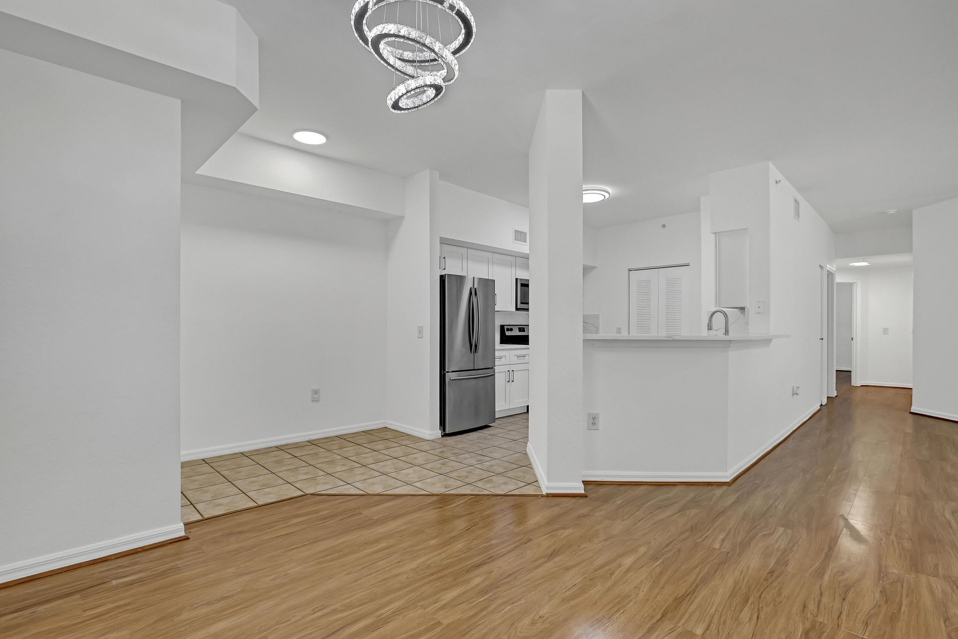 340 Crestwood Circle, Unit 302, Royal Palm Beach, FL 33411 Photo