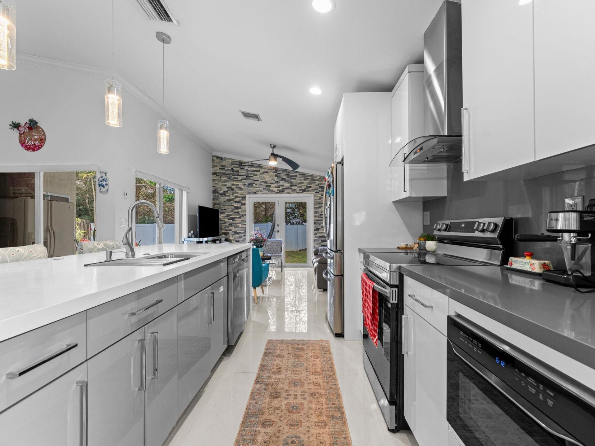 181 SW 203rd Avenue, Pembroke Pines, FL 33029 Photo