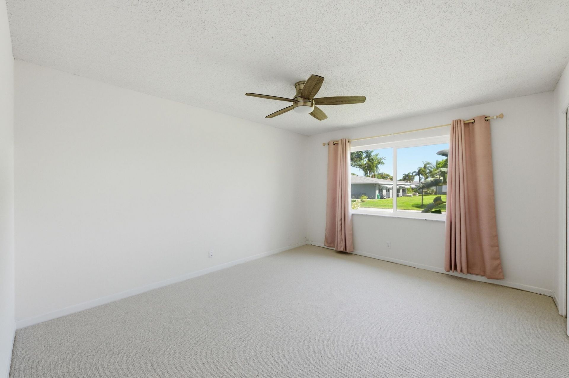 875 North Drive, Unit D, Delray Beach, FL 33445 Photo