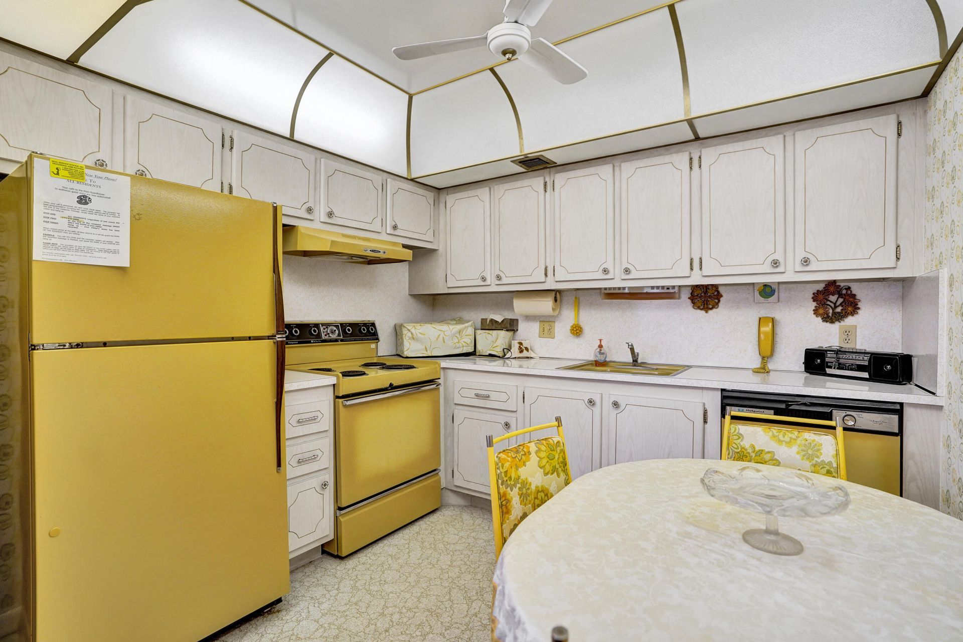 2049 Lyndhurst, Deerfield Beach, FL 33442 Photo