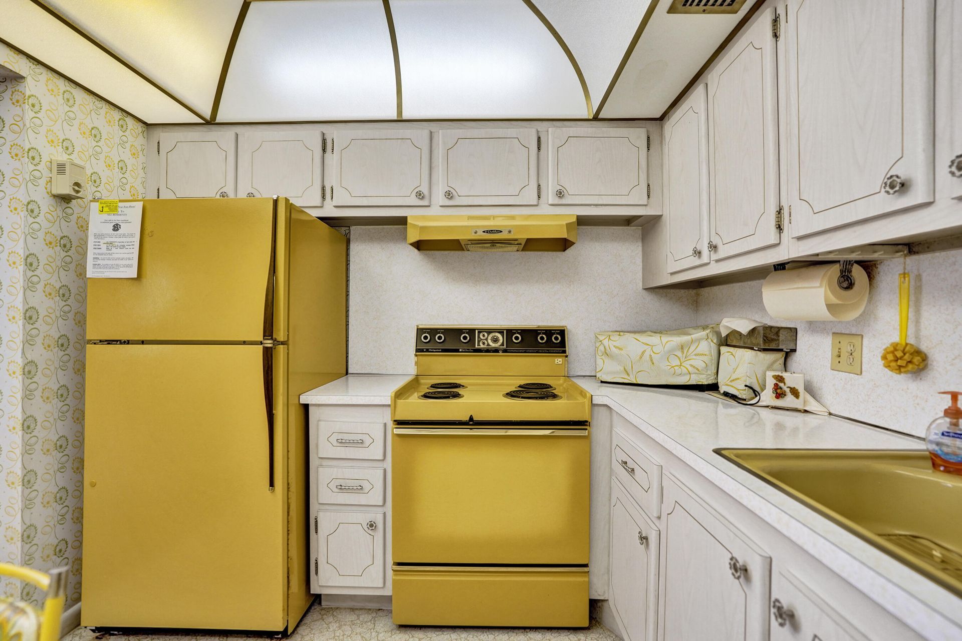 2049 Lyndhurst, Deerfield Beach, FL 33442 Photo