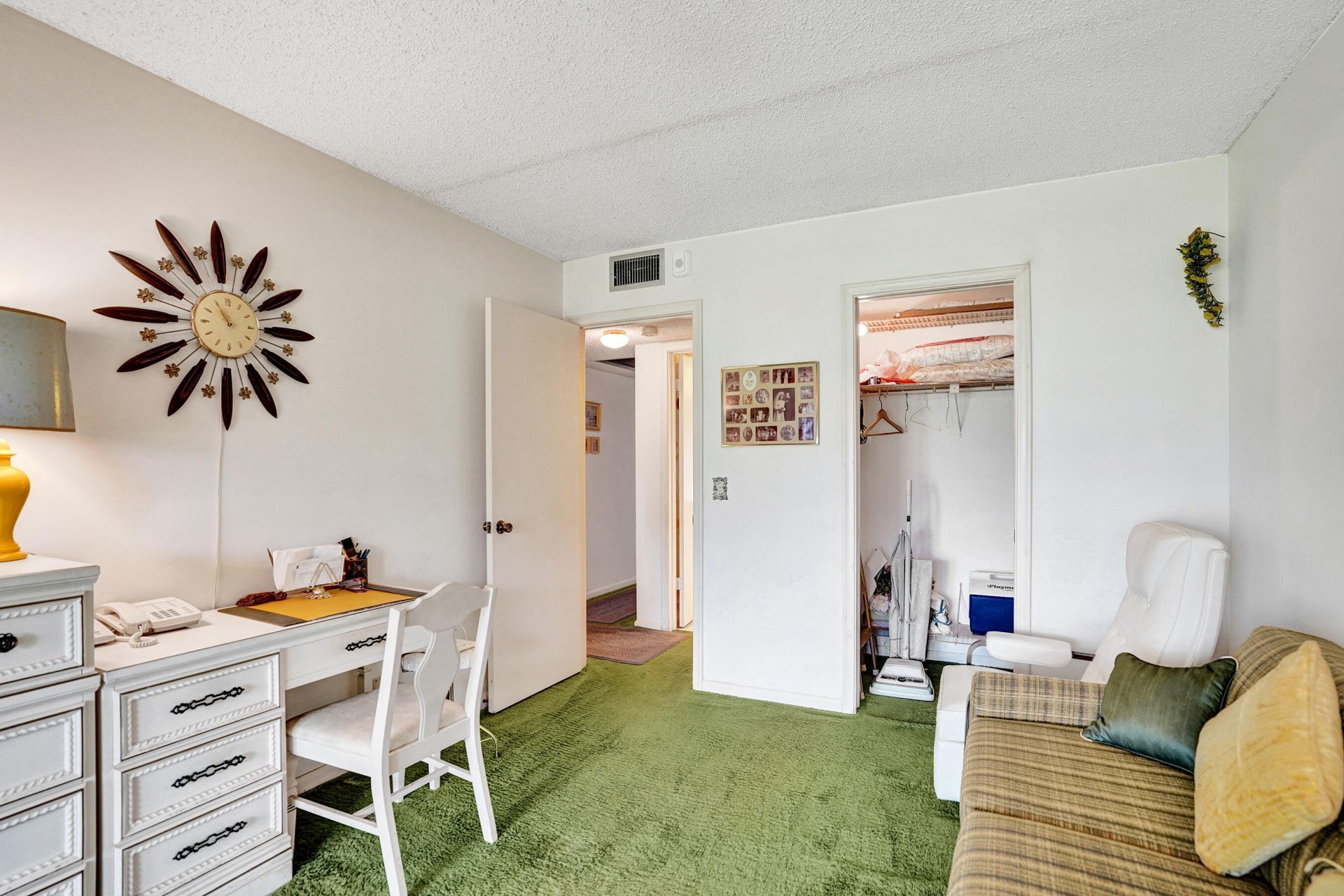 2049 Lyndhurst, Deerfield Beach, FL 33442 Photo