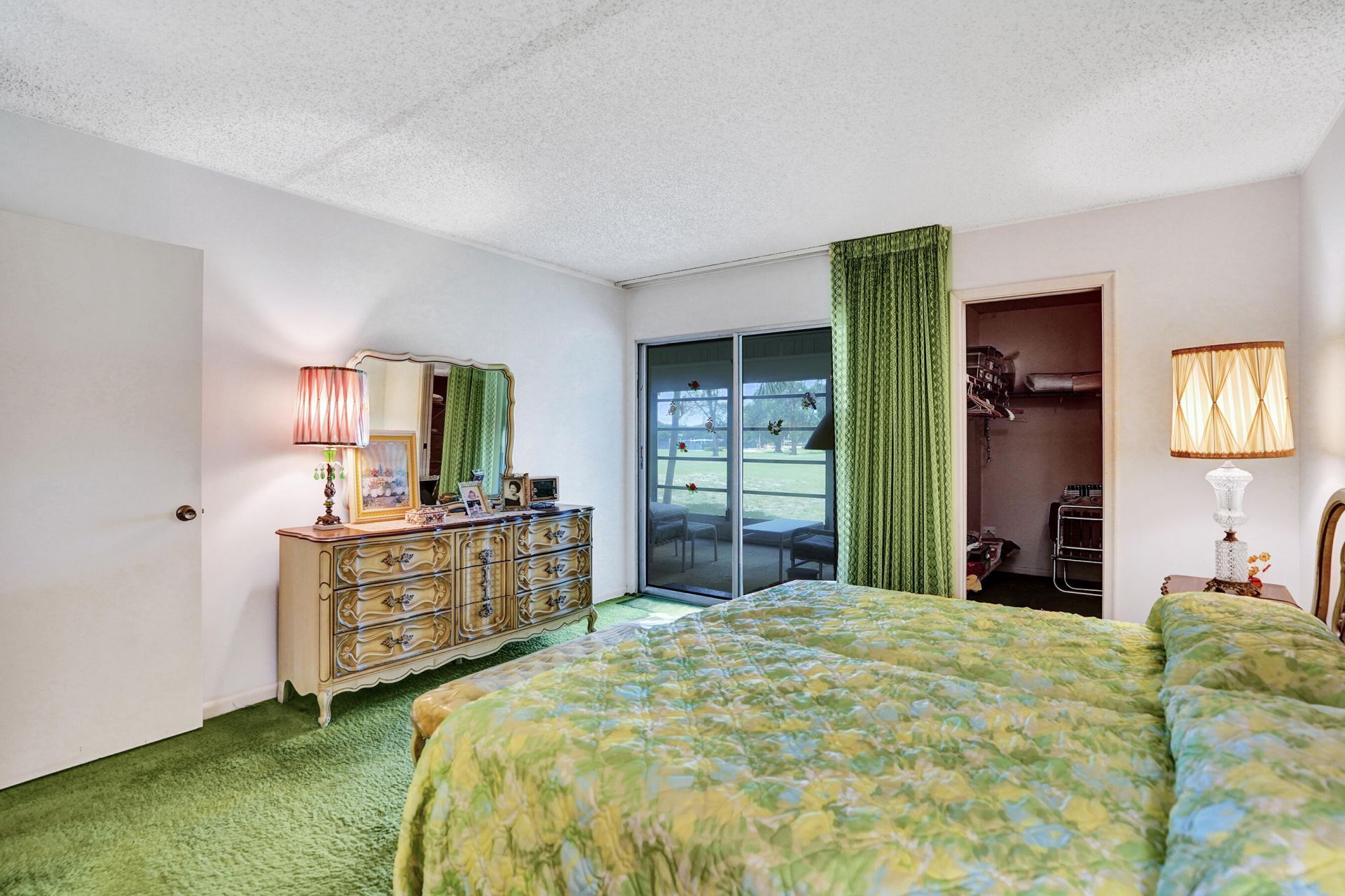 2049 Lyndhurst, Deerfield Beach, FL 33442 Photo